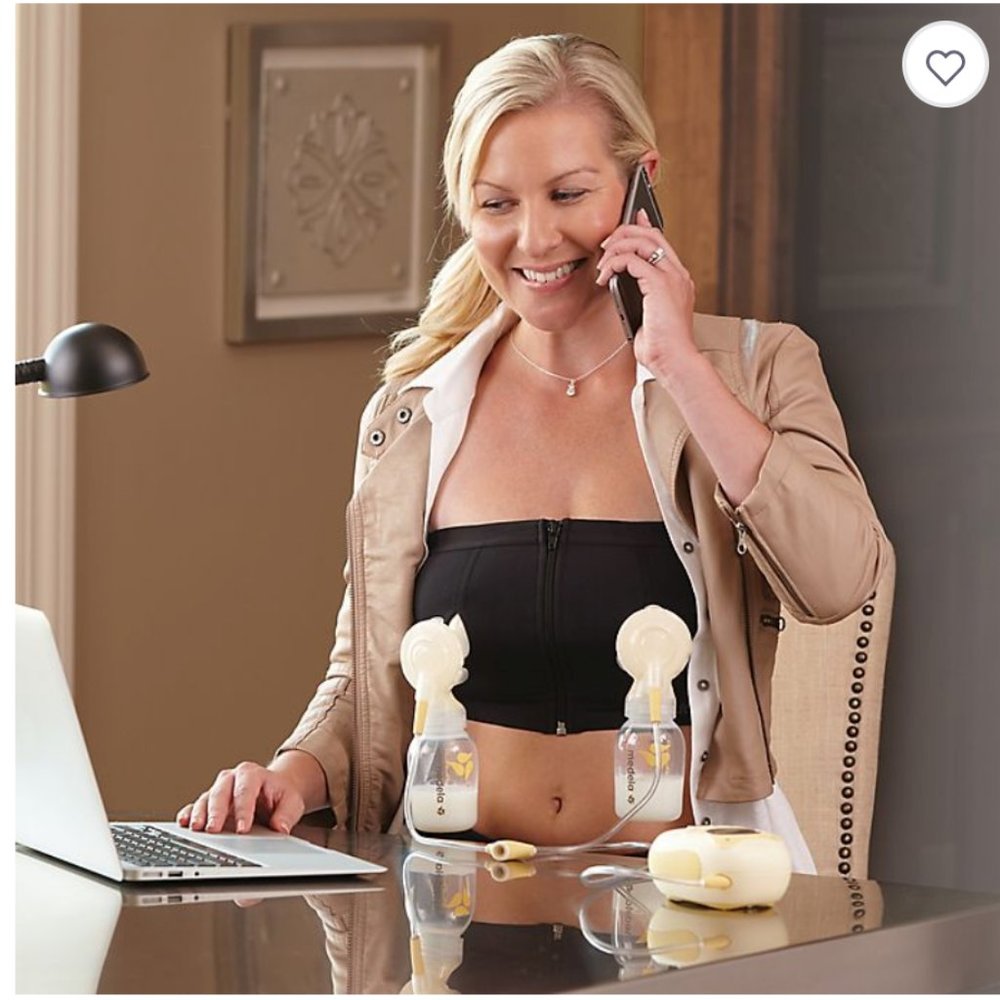 NWOT Medela® Easy Expression™ Large Bustier Black